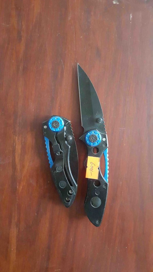 Tactical Folding Knife Solid Handle